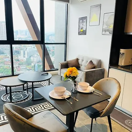 Scarletz Suites Klcc By Gc Luxury Suites Kuala Lumpur Exterior photo