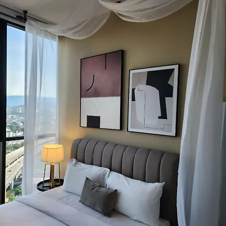 Scarletz Suites Klcc By Gc Luxury Suites Kuala Lumpur Exterior photo